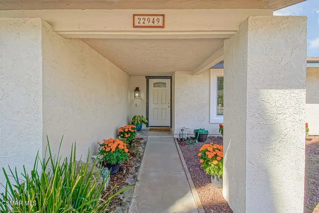 $795,000 | 22949 Sycamore Creek Drive, Valencia, CA 91354