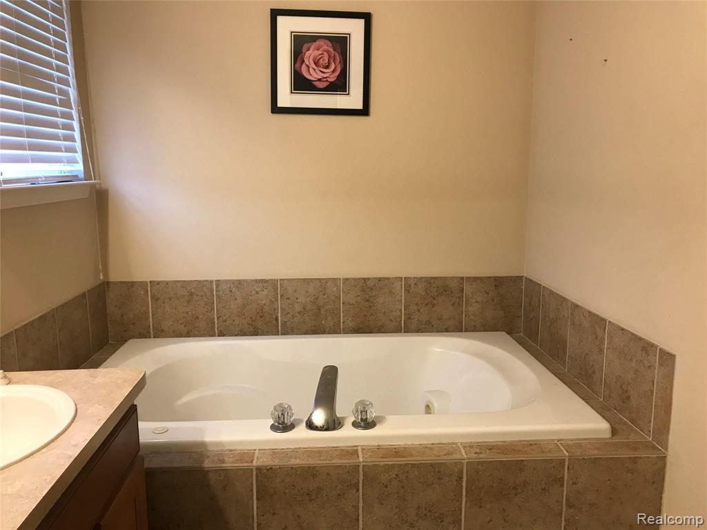 6310 Anna Drive Belleville, MI 48111 - Photo 25 of 25 Gallery Image 25