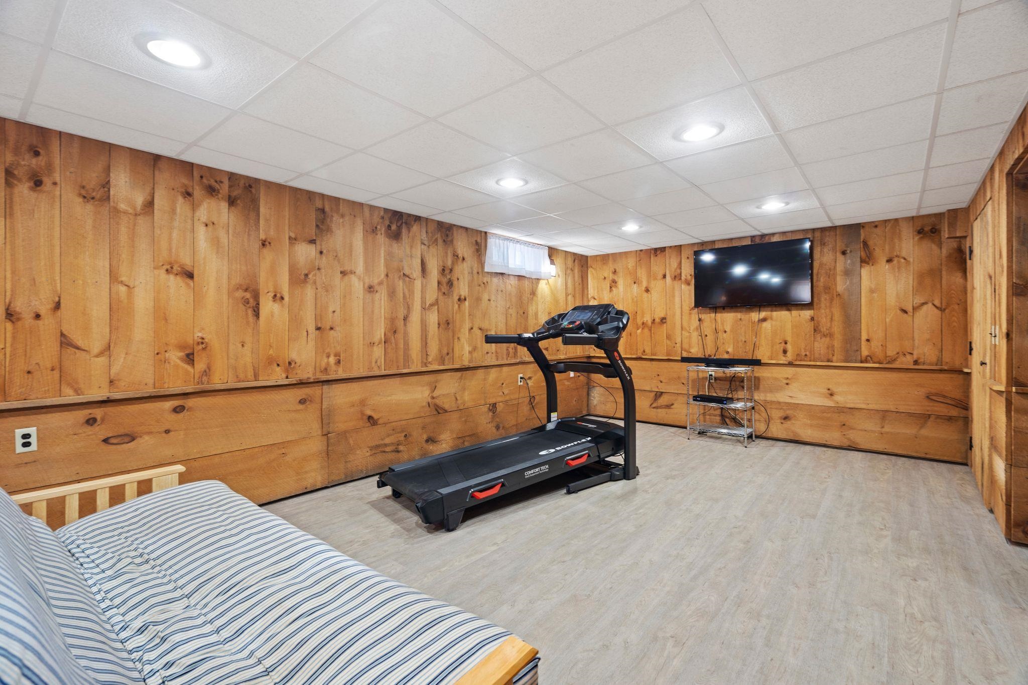 5 Putney Road Bow, NH 03304 - Photo 30 of 38