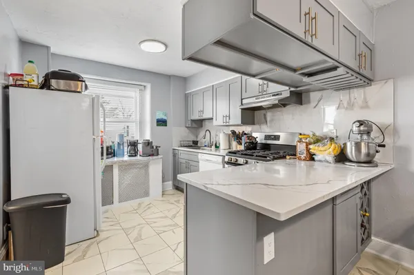 $1,450 | 158 Montgomery Avenue, Unit 2, Bala Cynwyd, PA 19004