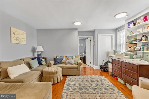 $1,450 | 158 Montgomery Avenue, Unit 2, Bala Cynwyd, PA 19004