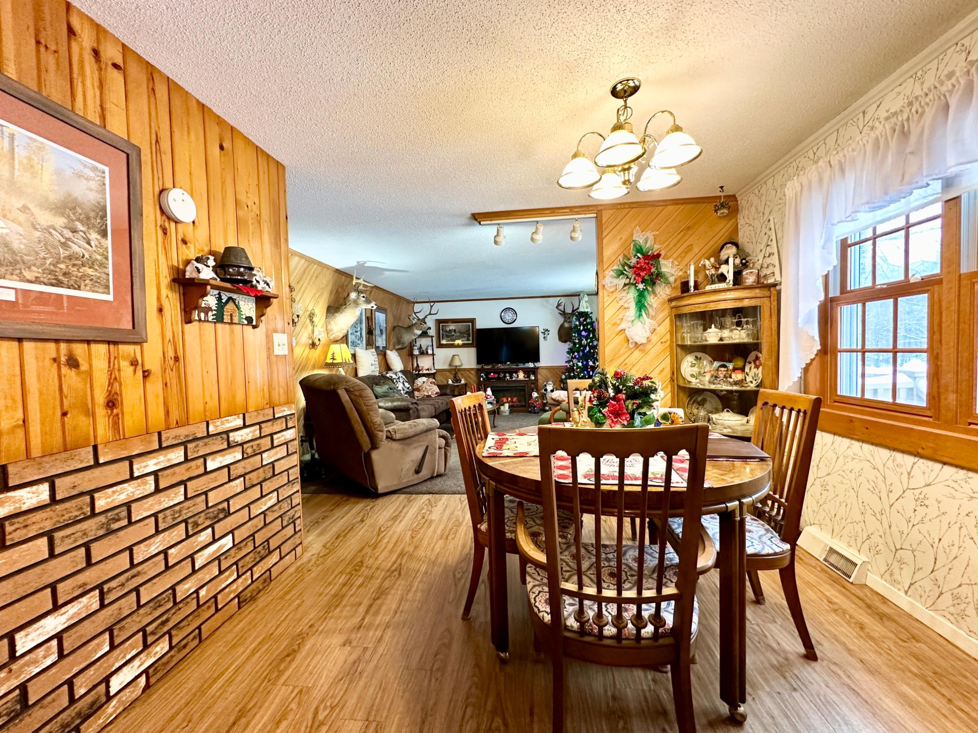 10968 Old 8 Road Crandon, WI 54520 - Photo 10 of 33 Gallery Image 10