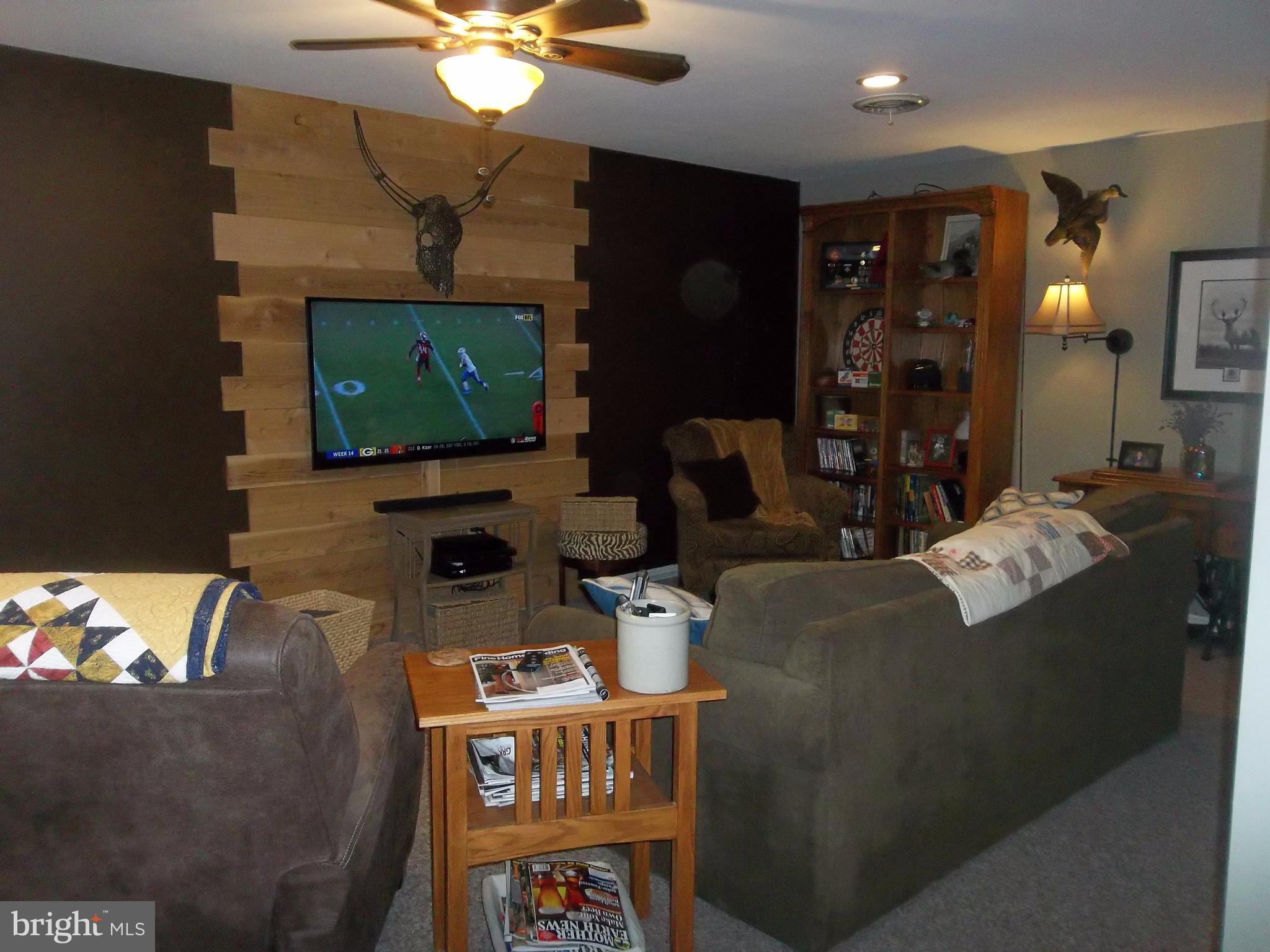 1161 Kesler Road Front Royal, VA 22630 - Photo 25 of 30 Family Room
