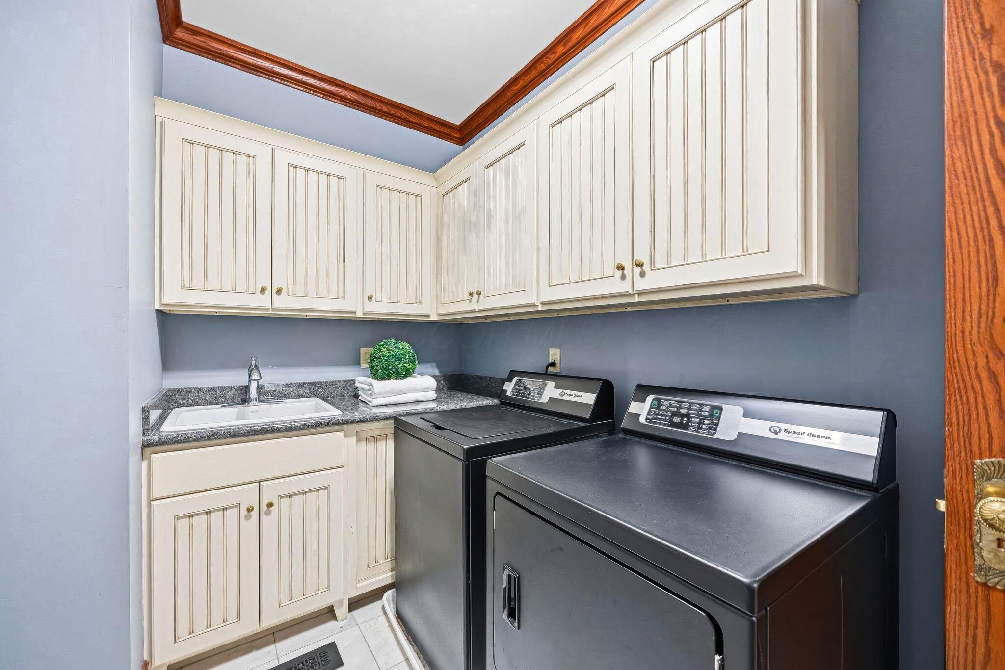 4457 Green Cook Road Johnstown, OH 43031 - Photo 55 of 110 Laundry Room