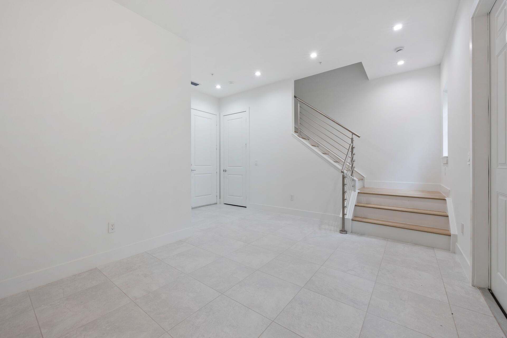 58 Atlantic Grove Way Delray Beach, FL 33444 - Photo 7 of 19 a view of an empty room