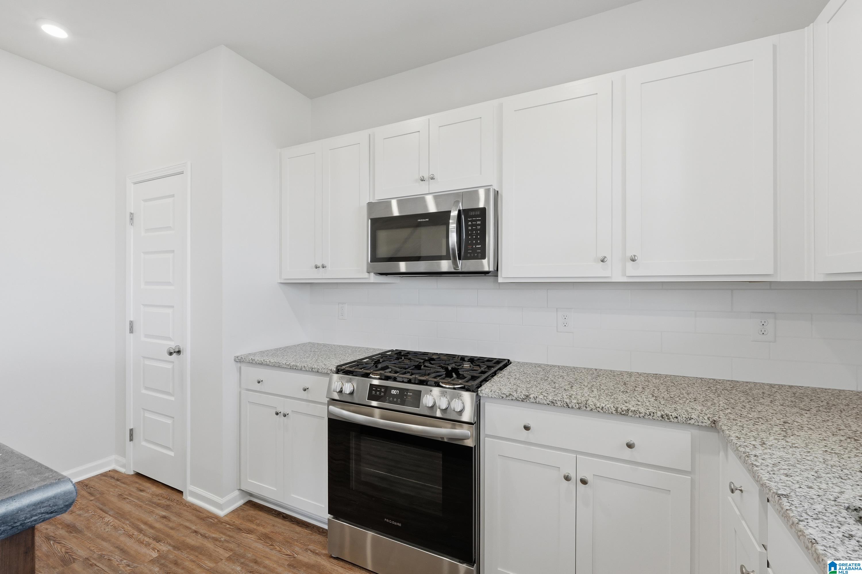 300 Partheway Street Decatur, AL 35603 - Photo 22 of 63