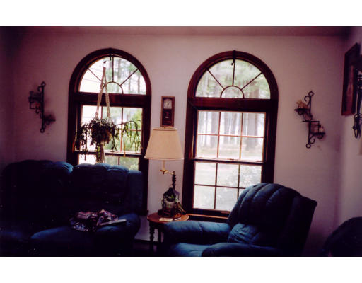 5 Lakeview Road North Brookfield, MA 01535 - Photo 2 of 3 Gallery Image 2