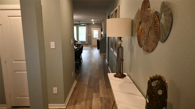 $2,550 | 127 Winged Elm Court, Willis, TX 77318