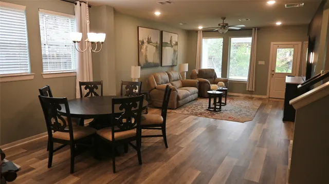 $2,550 | 127 Winged Elm Court, Willis, TX 77318