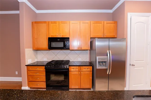 $2,500 | 675 Senda, Irving, TX 75039