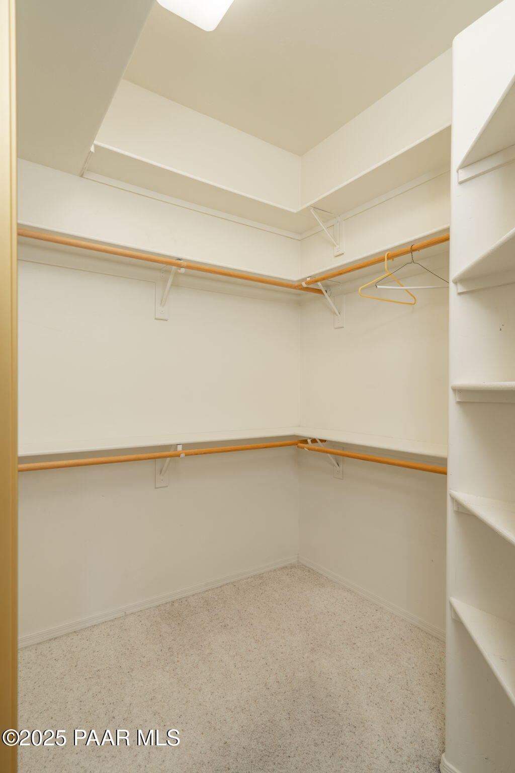 11595 Riata Way Dewey, AZ 86327 - Photo 19 of 44 Walk-in Closet
