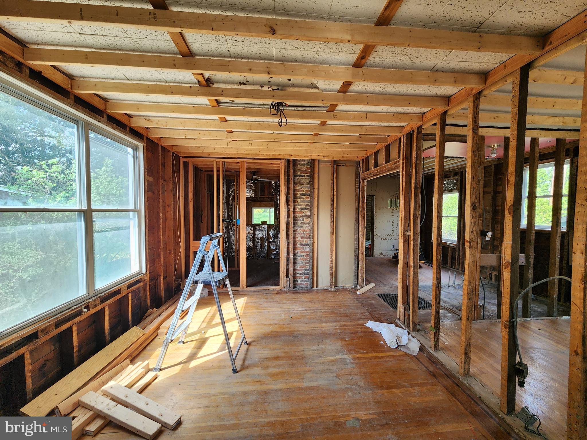 6308 Beechwood Road Baltimore, MD 21239 - Photo 3 of 19