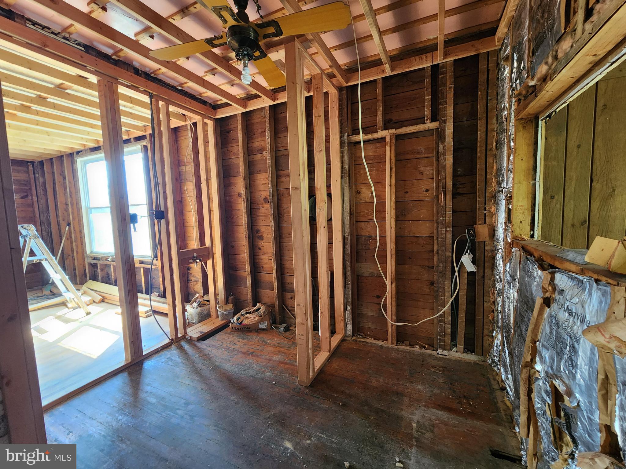 6308 Beechwood Road Baltimore, MD 21239 - Photo 7 of 19