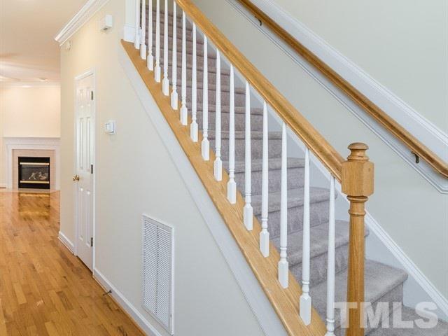 5404 Goldenglow Way Raleigh, NC 27606 - Photo 4 of 28