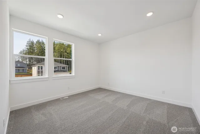 $949,990 | 2211 Oak Court, Unit 10, Milton, WA 98354