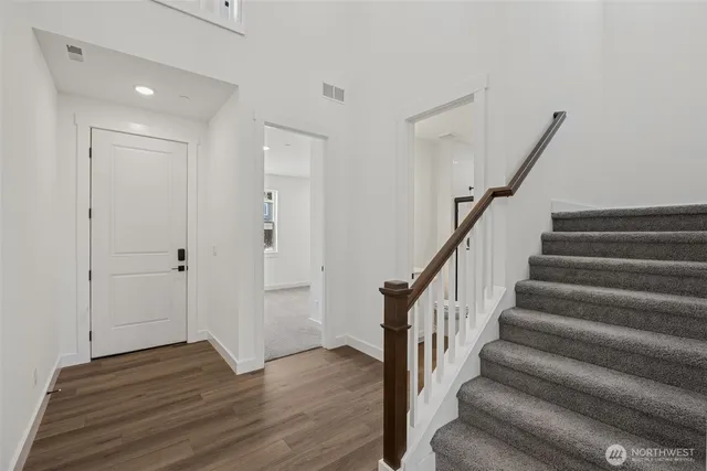 $949,990 | 2211 Oak Court, Unit 10, Milton, WA 98354