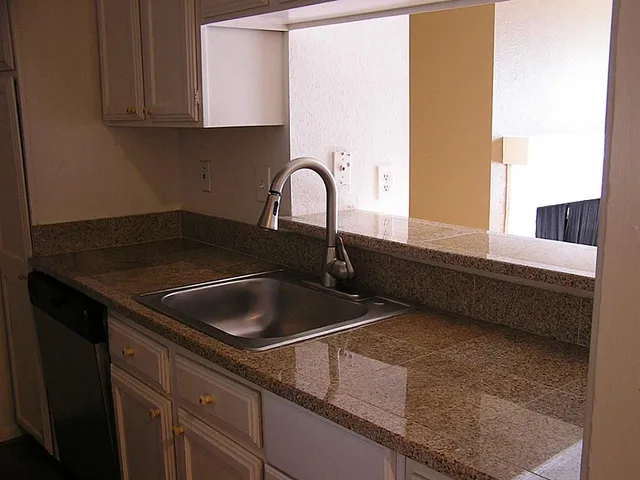 $1,425 | 712 D Bering Drive, Unit D, Houston, TX 77057