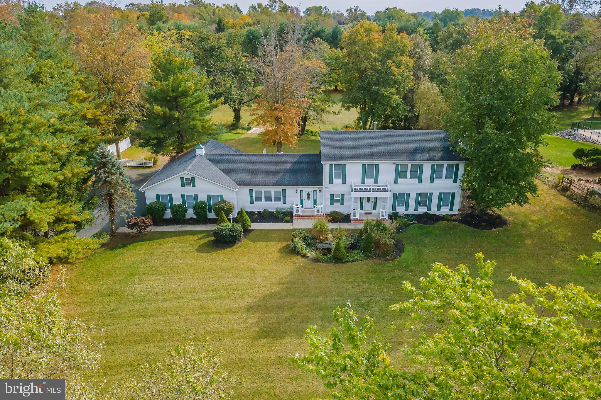 159 Davis Station Road Cream Ridge, NJ 08514 - Photo 2 of 49