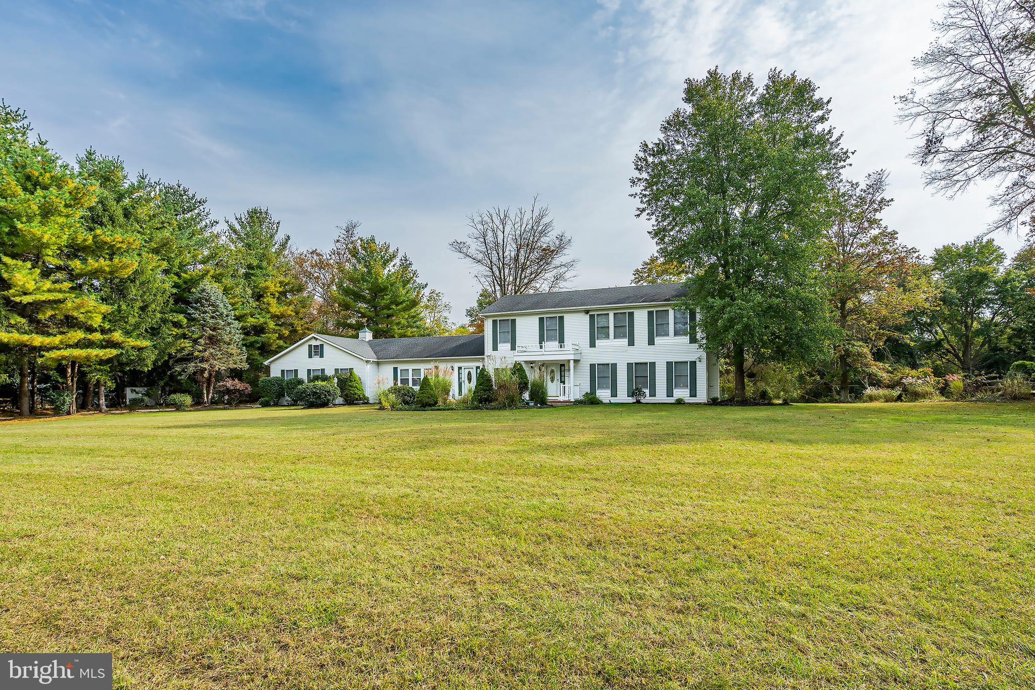 159 Davis Station Road Cream Ridge, NJ 08514 - Photo 8 of 49