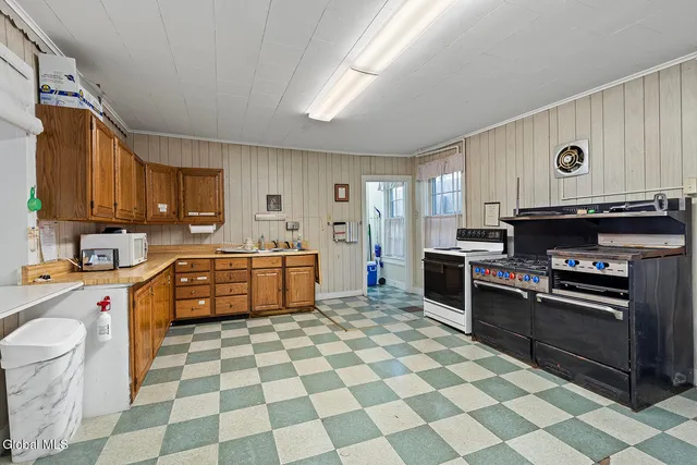 $195,000 | 143 Main Street, Greenwich, NY 12834