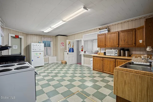 $195,000 | 143 Main Street, Greenwich, NY 12834