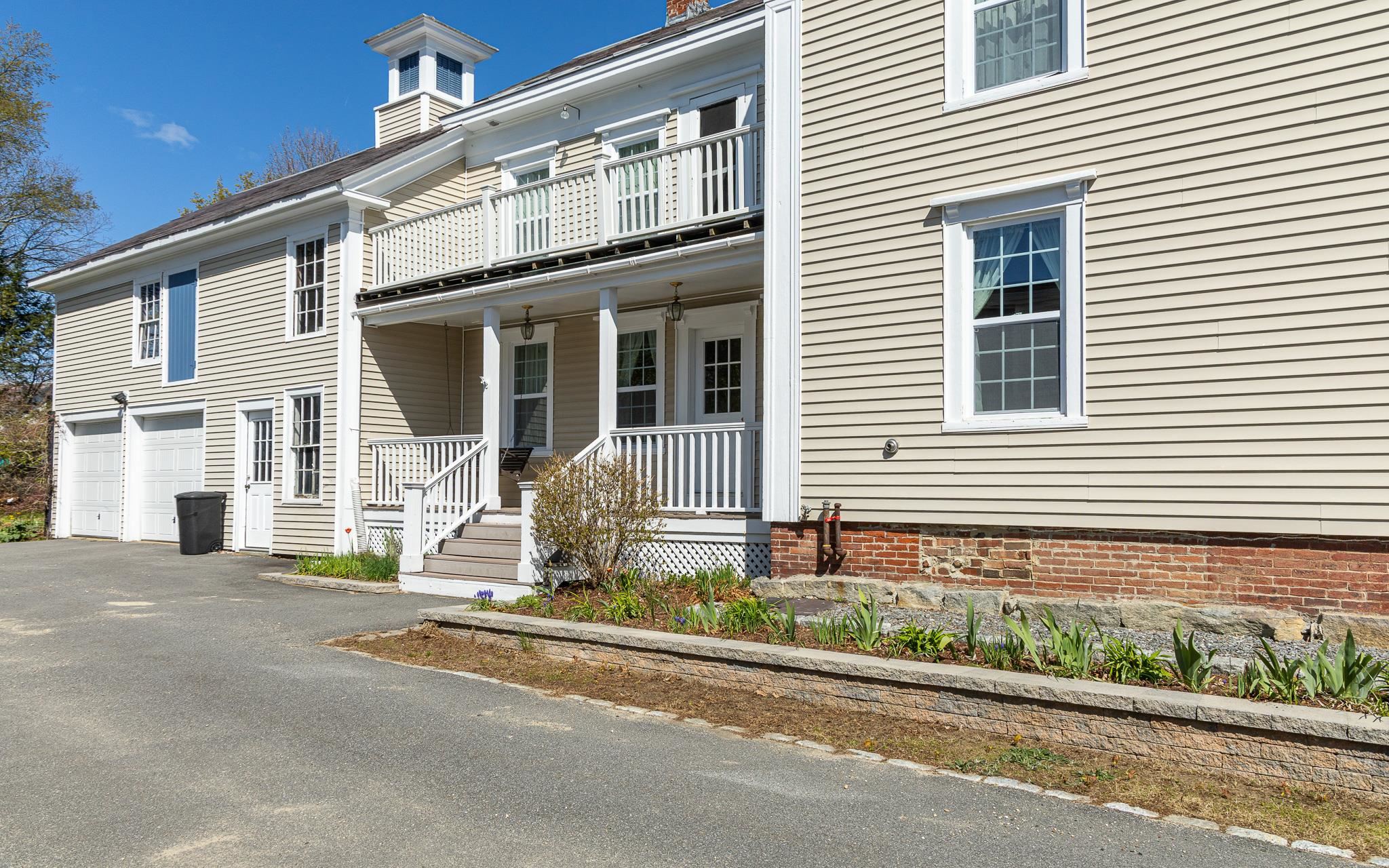 84 Elm Street Keene, NH 03431 - Photo 3 of 51