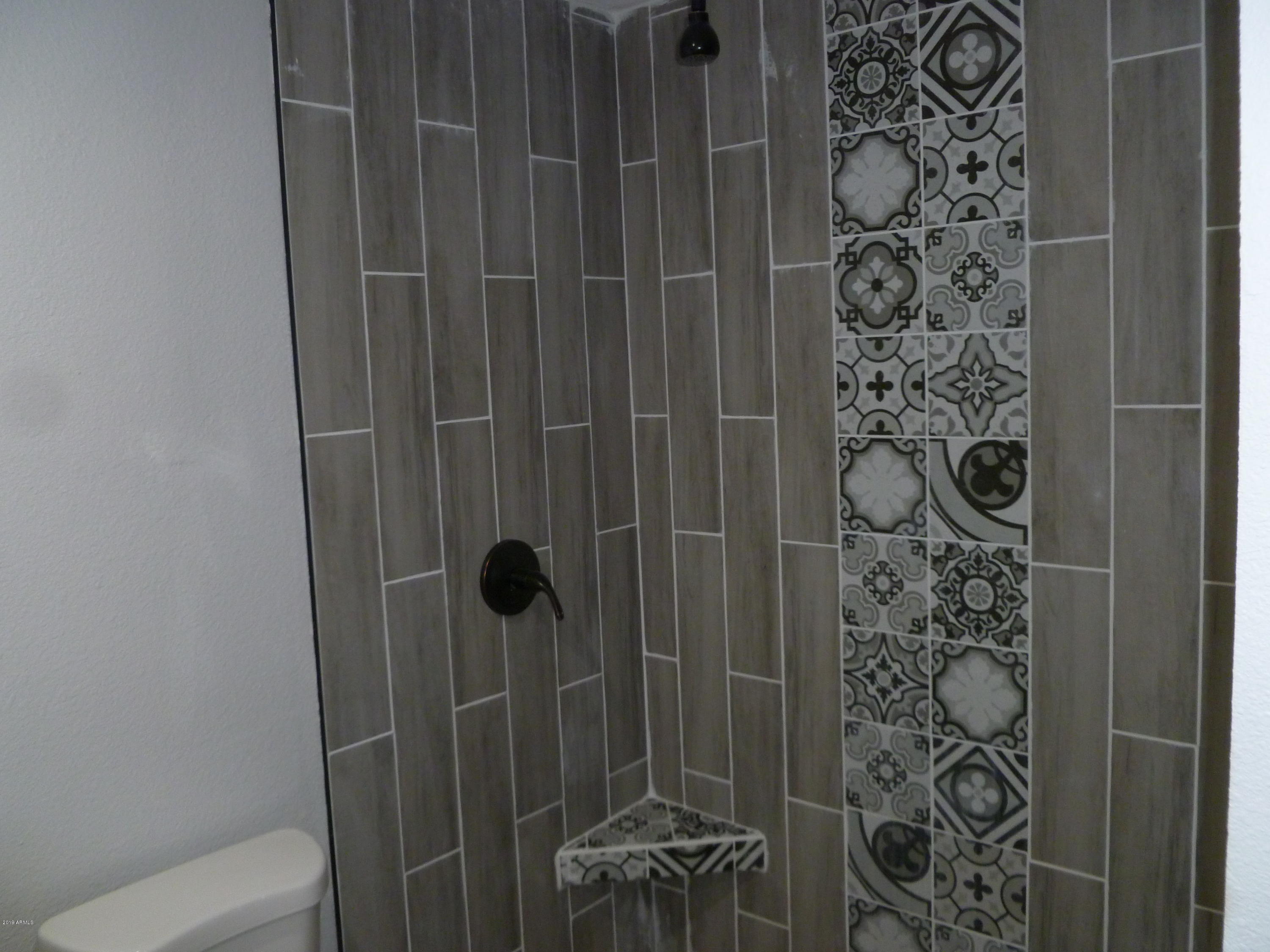 3152 West Calavar Road Phoenix, AZ 85053 - Photo 19 of 32 020 - Copy (2)