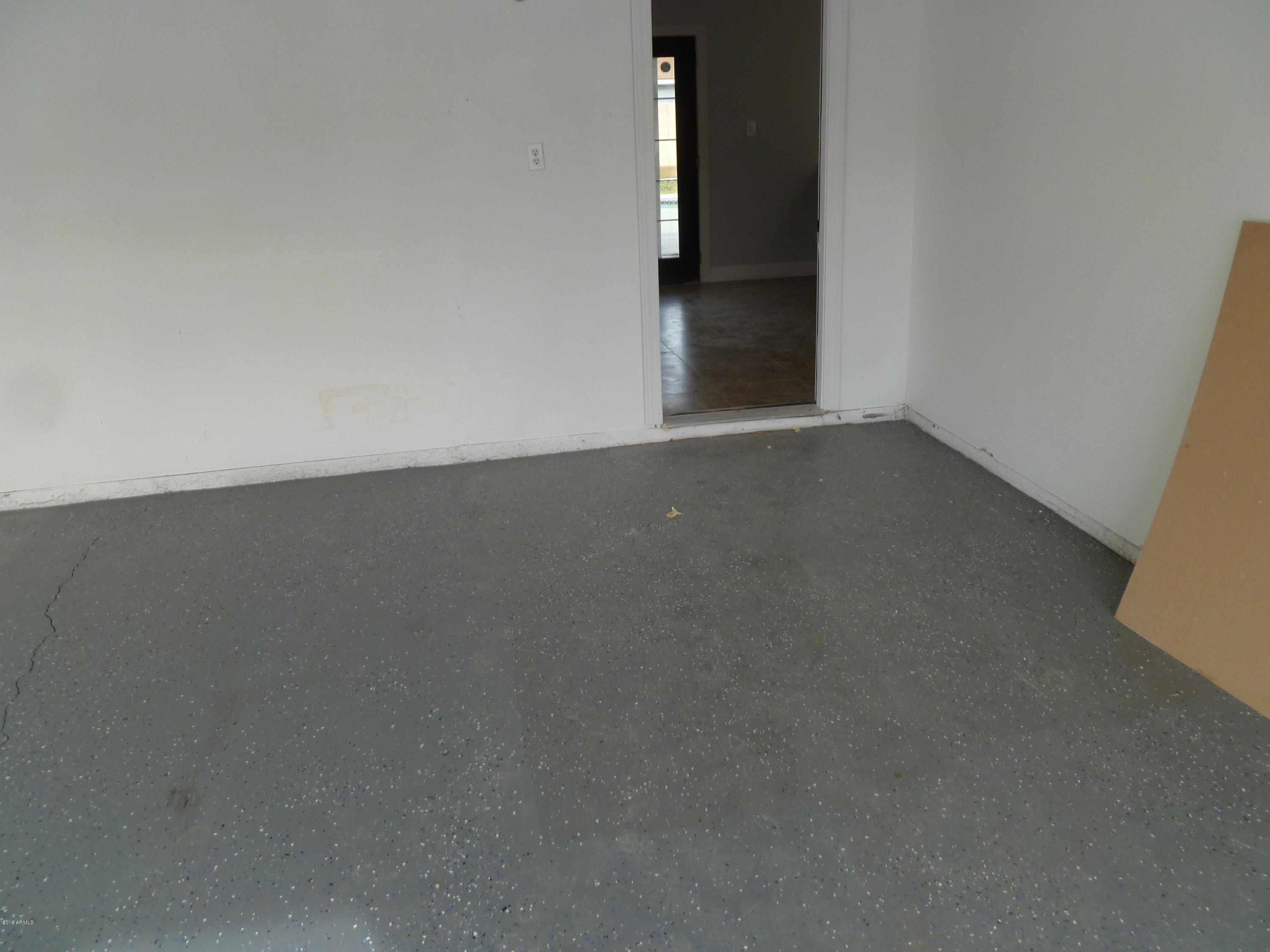 3152 West Calavar Road Phoenix, AZ 85053 - Photo 30 of 32 028 - Copy