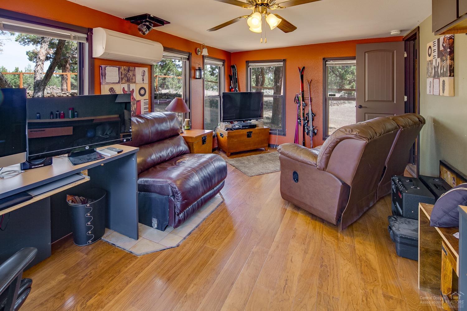 64855 Grande Loop Bend, OR 97701 - Photo 14 of 25 Additional Photo