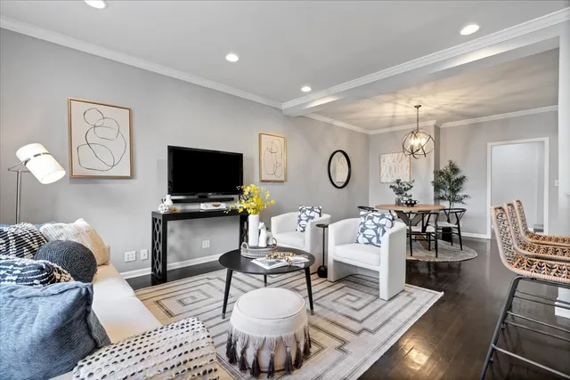 $830,000 | 1824 North Wood Street, Chicago, IL 60622