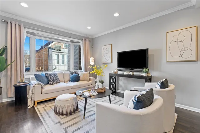 $830,000 | 1824 North Wood Street, Chicago, IL 60622