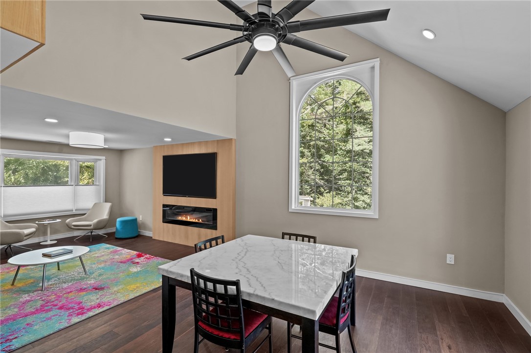 37 Dye Hill Road Hopkinton, RI 02832 - Photo 13 of 50