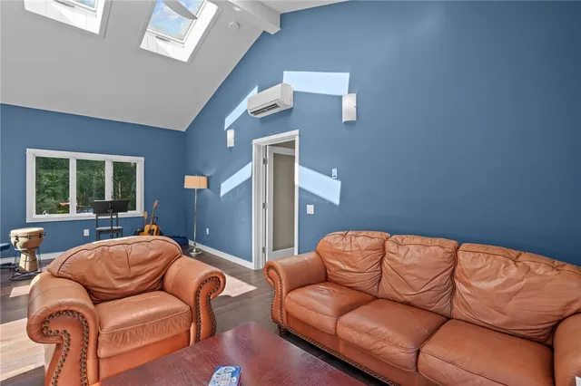 $880,000 | 37 Dye Hill Road, Hopkinton, RI 02832