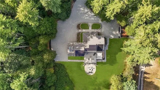 $880,000 | 37 Dye Hill Road, Hopkinton, RI 02832