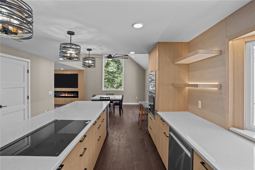 37 Dye Hill Road Hopkinton, RI 02832 - Photo 9 of 50