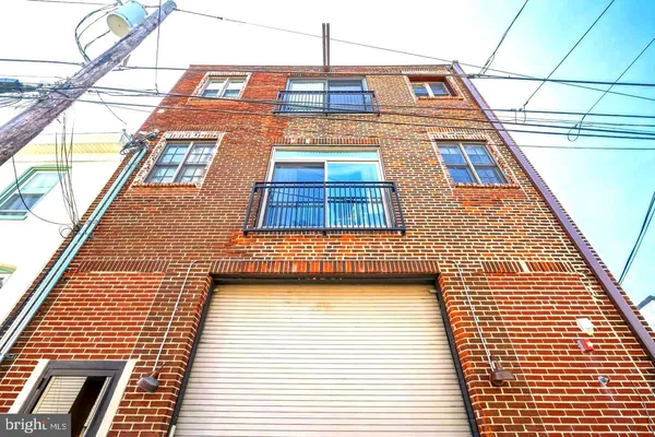 $2,600 | 207 Rector Street, Unit 2F, Philadelphia, PA 19128