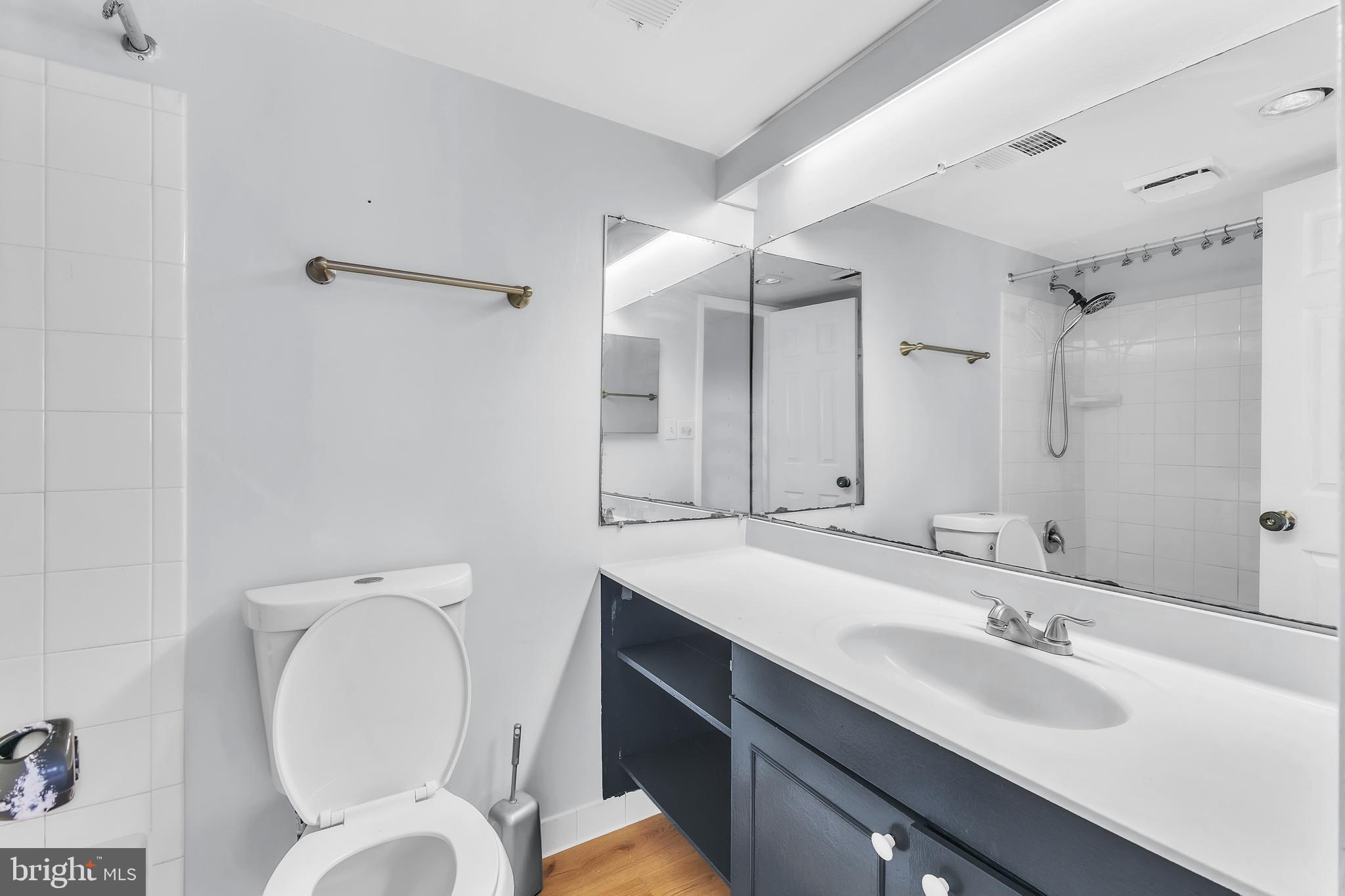5633 Harpers Farm Road, Unit D Columbia, MD 21044 - Photo 18 of 21 bathroom 2