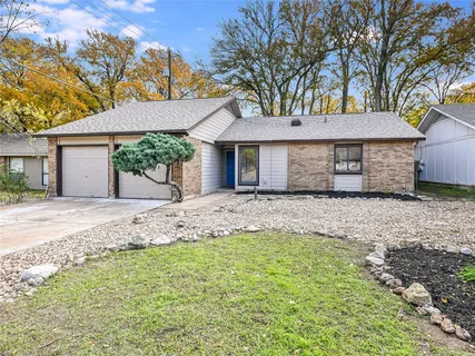 $2,400 | 10055 Woodland Village Drive, Austin, TX 78750