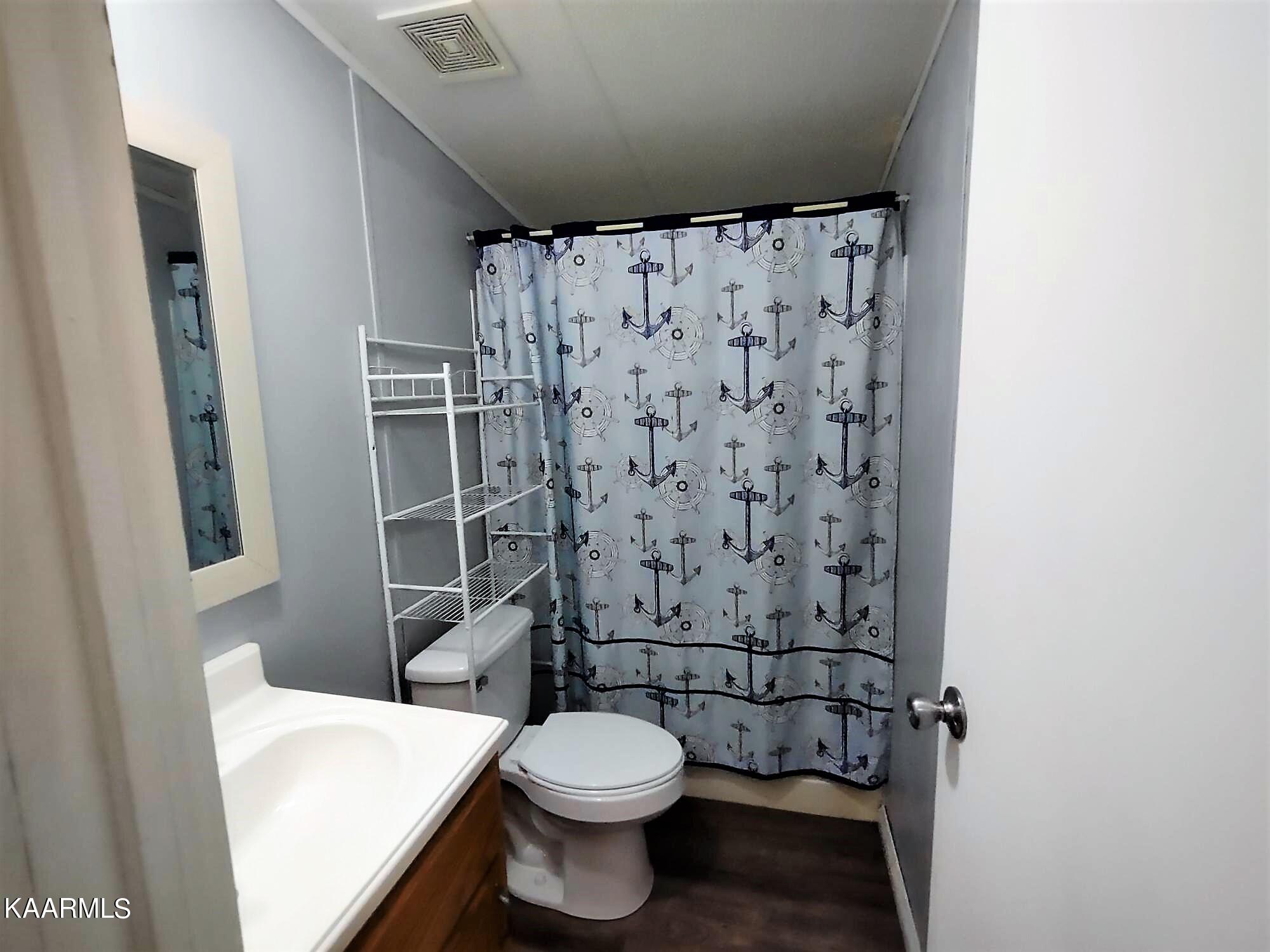 358 Ikey Duncan Road Huntsville, TN 37756 - Photo 18 of 21 Bath 2