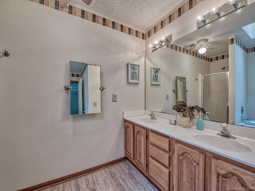 100 Timmy Trail Clyde, NC 28721 - Photo 22 of 24 Gallery Image 22