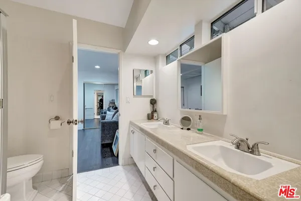 $2,299,000 | 3530 Royal Woods Drive, Sherman Oaks, CA 91403