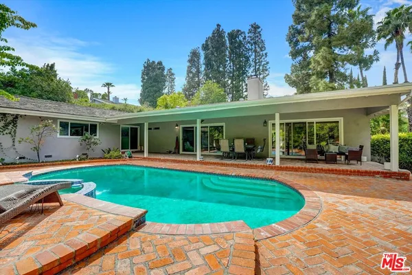 $2,299,000 | 3530 Royal Woods Drive, Sherman Oaks, CA 91403