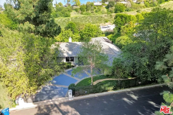 $2,299,000 | 3530 Royal Woods Drive, Sherman Oaks, CA 91403