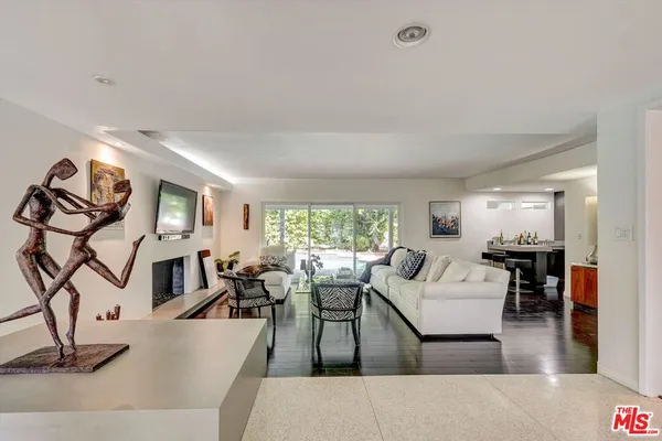 $2,299,000 | 3530 Royal Woods Drive, Sherman Oaks, CA 91403
