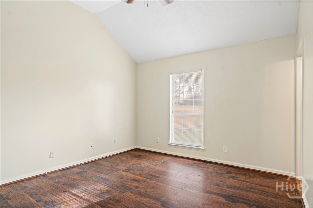 2425 Riviera Drive Savannah, GA 31406 - Photo 10 of 13