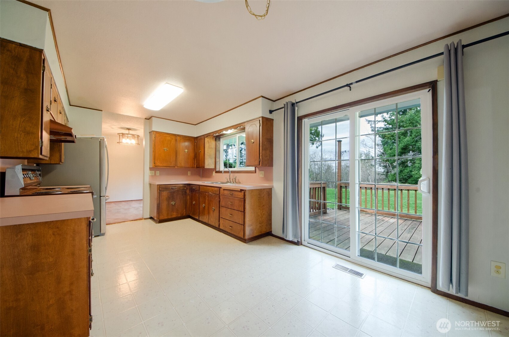 1487 Centralia Alpha Road Chehalis, WA 98532 - Photo 2 of 29