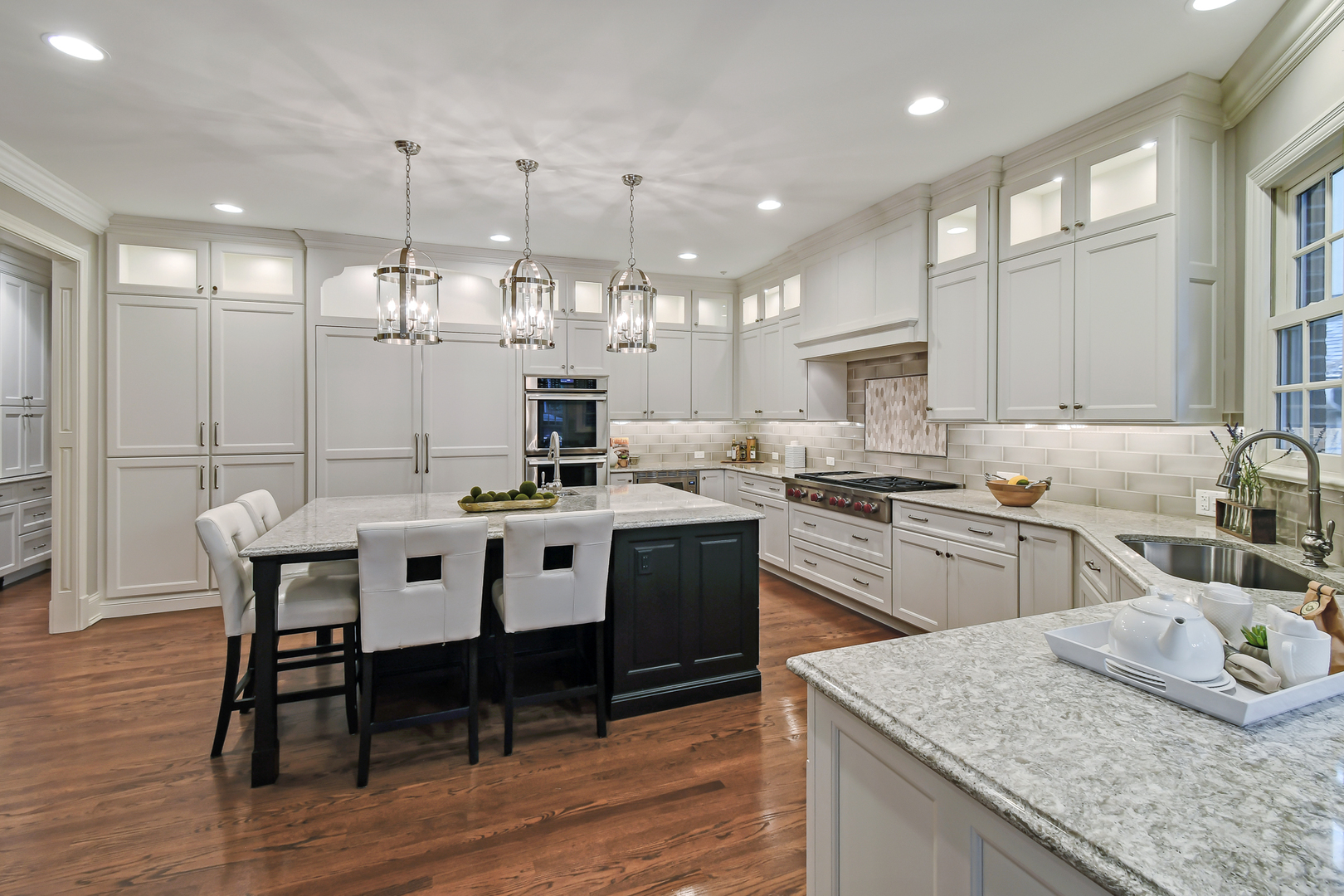 919 South County Line Road Hinsdale, IL 60521 - Photo 5 of 73