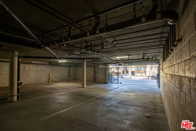 $3,550 | 4077 Tujunga Avenue, Unit 104, Studio City, CA 91604