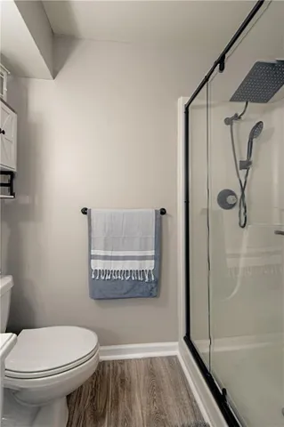 $600,000 | 16816 Landmark Loop, Holt, MO 64048