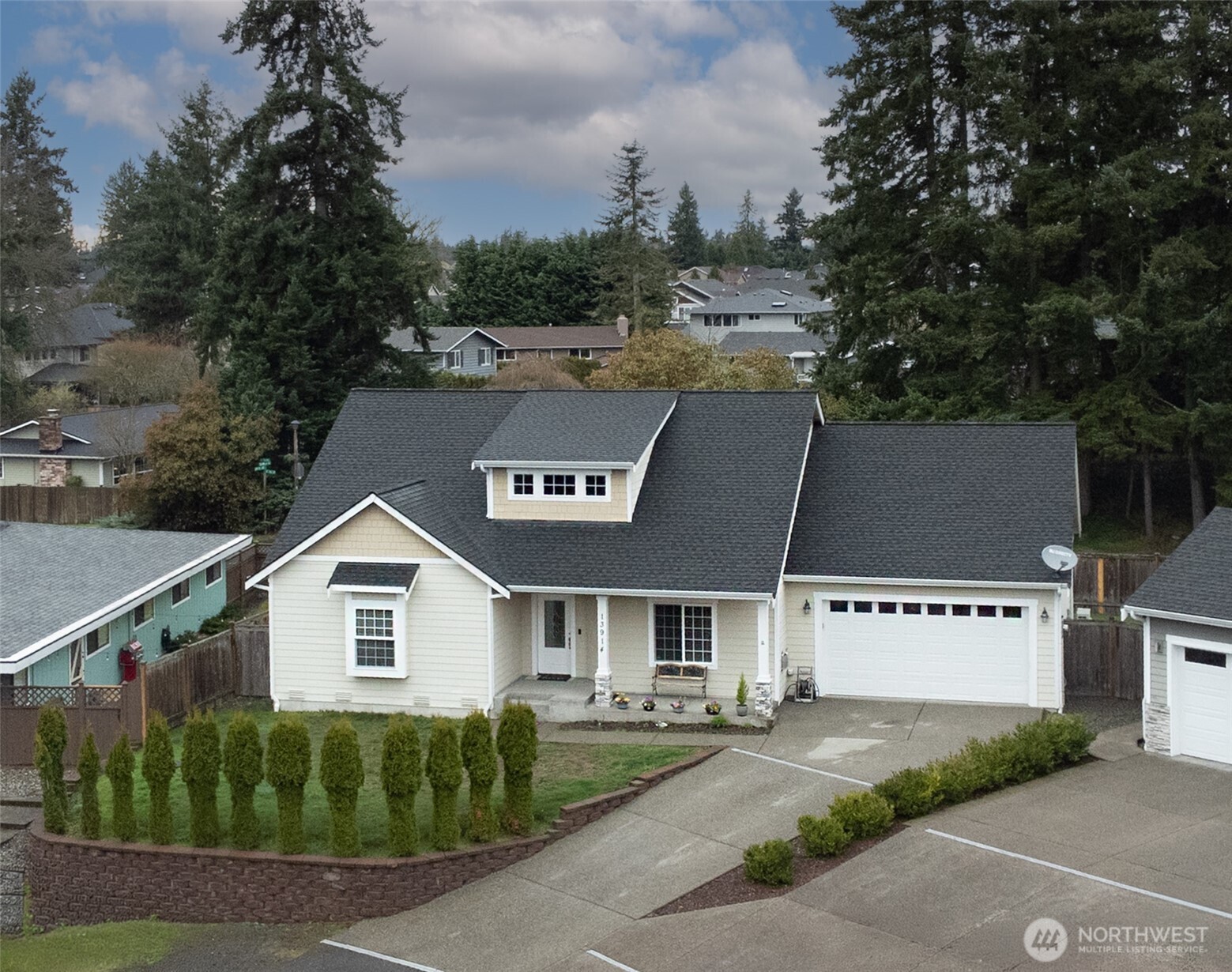 13914 Southeast 136th Place Renton, WA 98059 - Photo 1 of 30